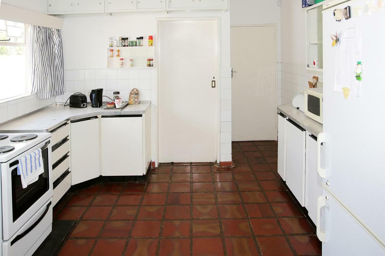 Fleming Place Bulawayo Bagian luar foto